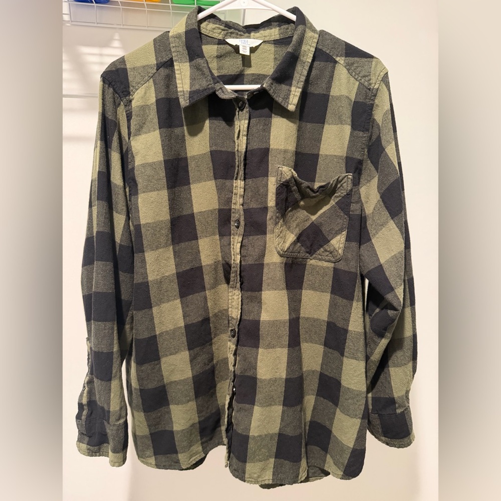 Plaid Button-Up Shirt